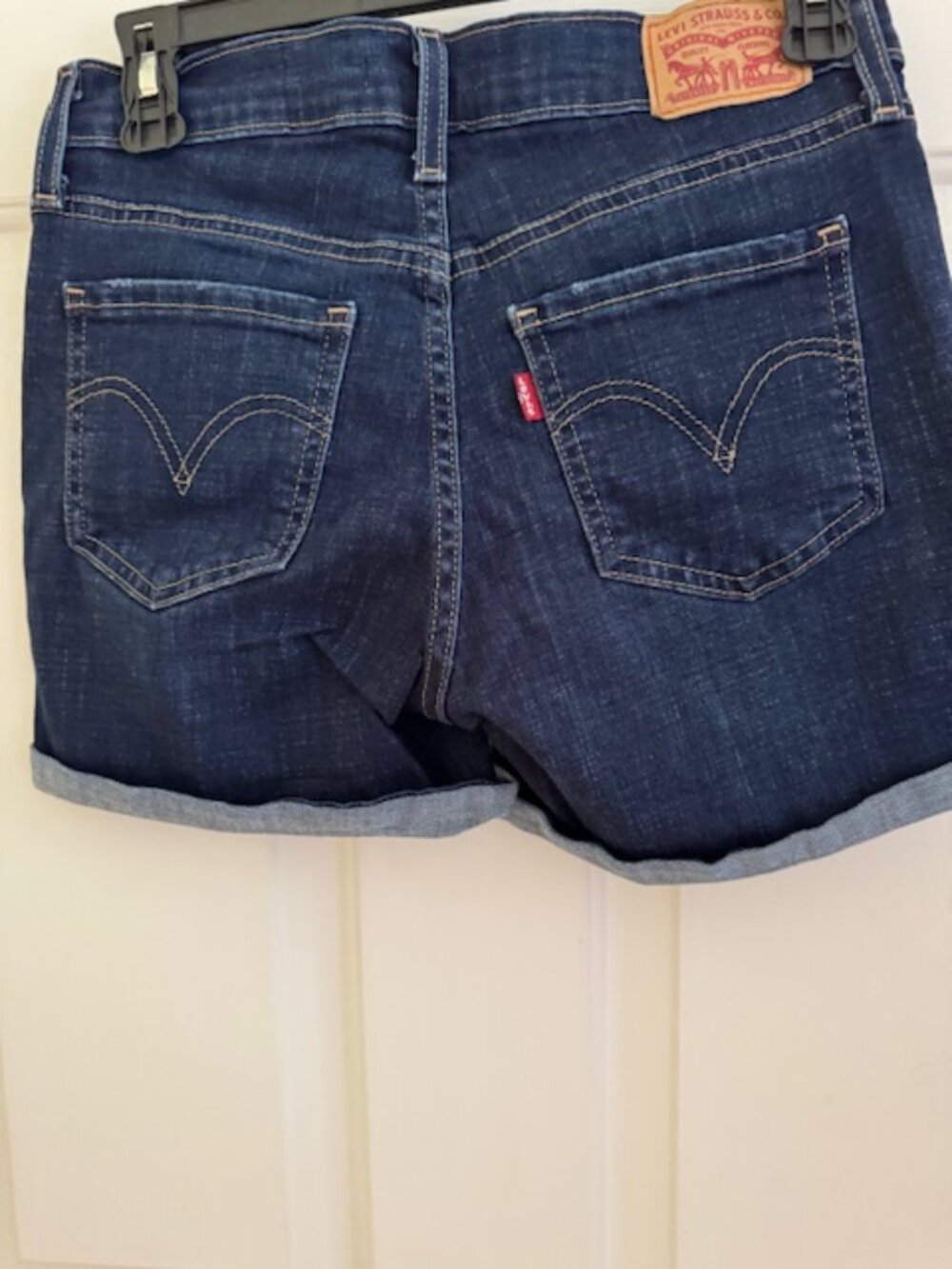 Levi’s Mid-Length Denim Shorts • 26 • Dark Wash • NWOT - Picture 4 of 7